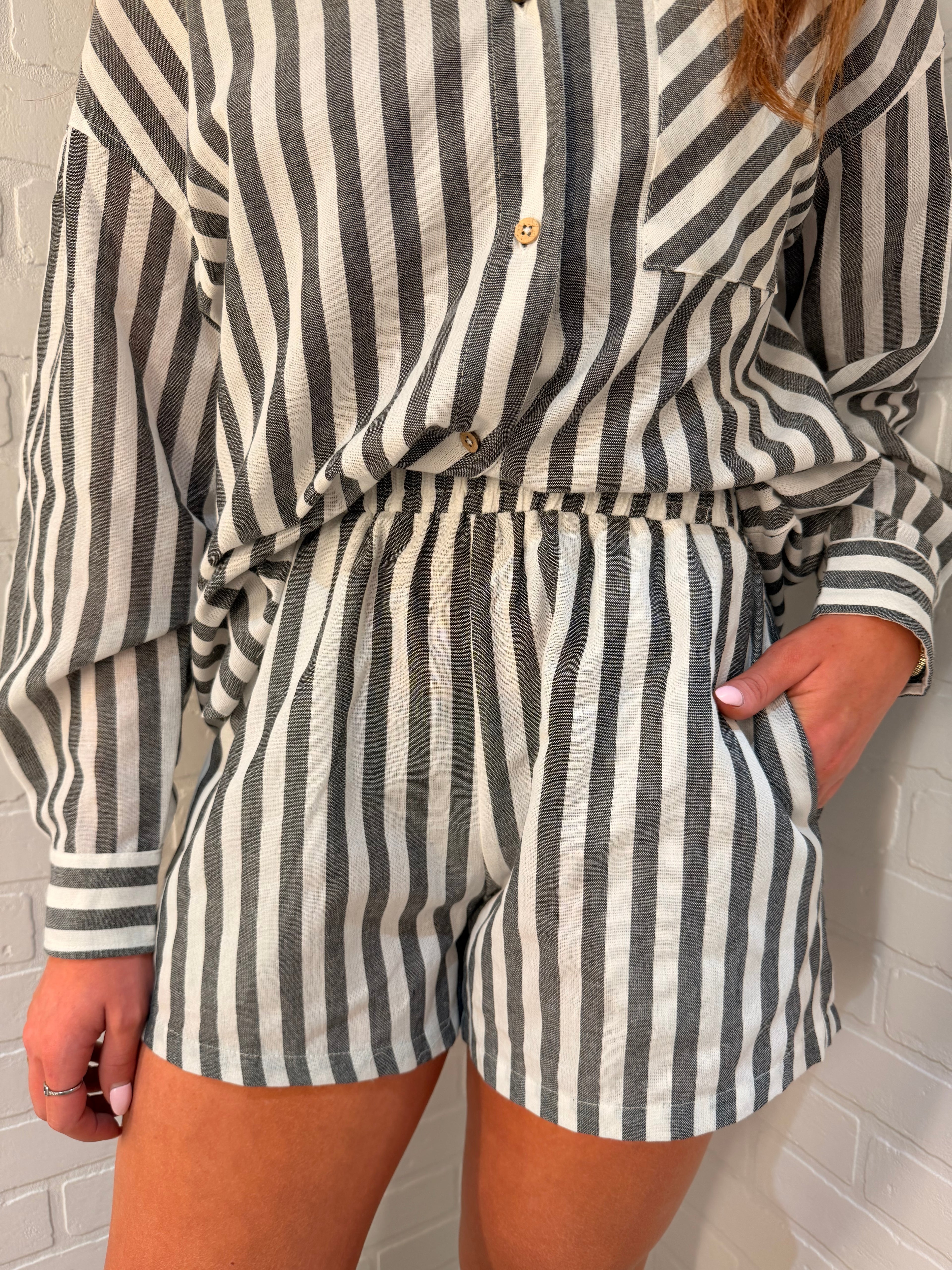 Miou Muse Black Striped Shorts P6384ST