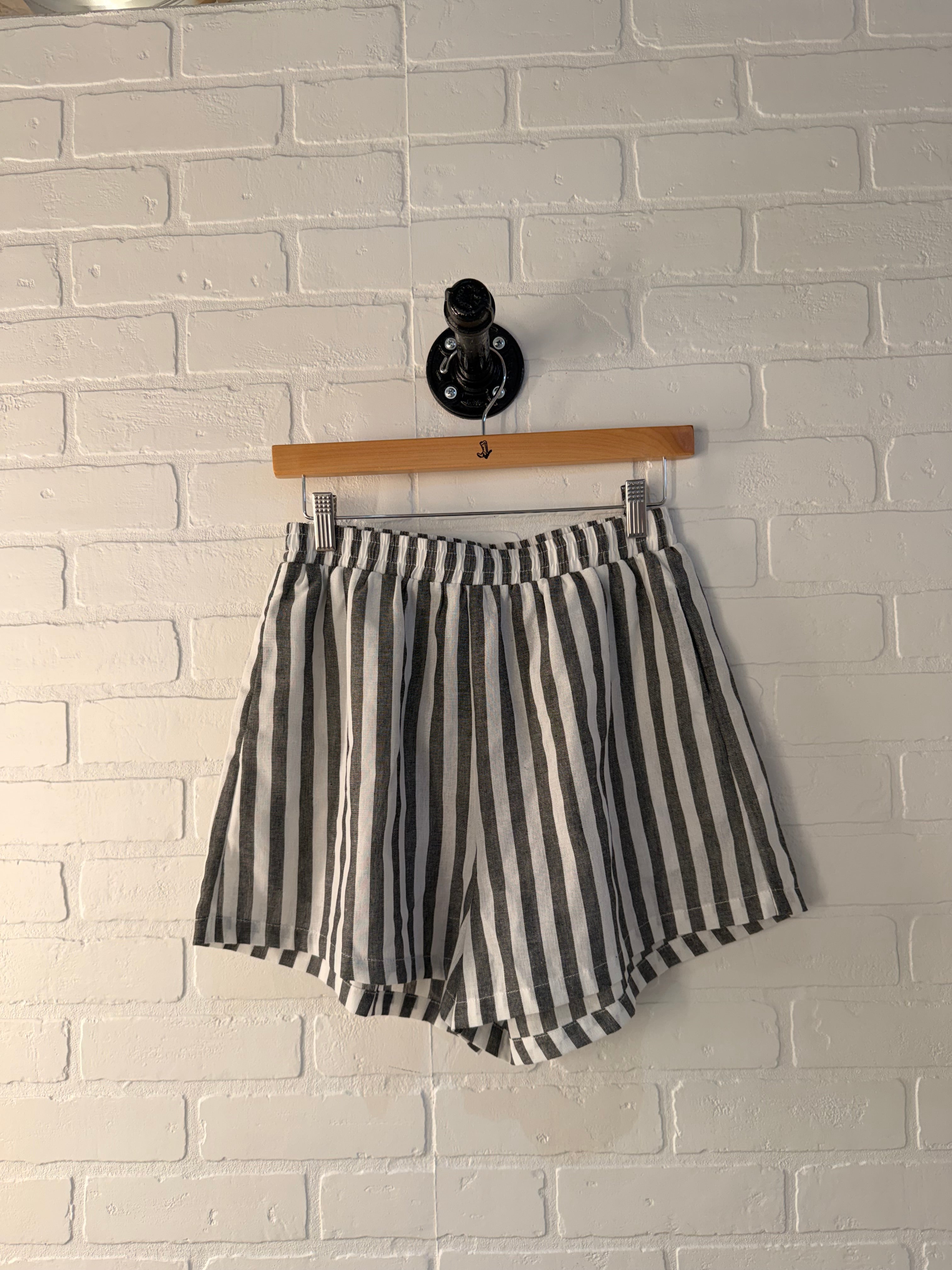 Miou Muse Black Striped Shorts P6384ST