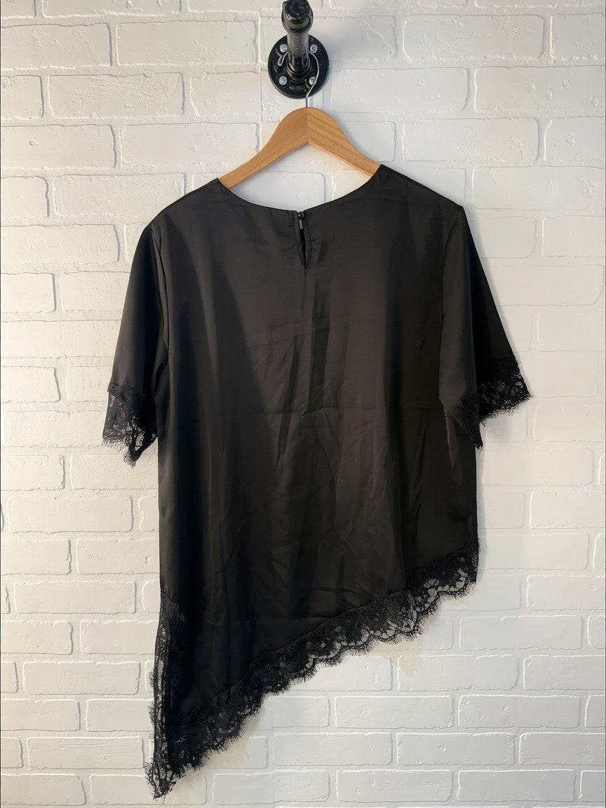 Aapparella Asymmetric Lace Top APLA25136135-P2